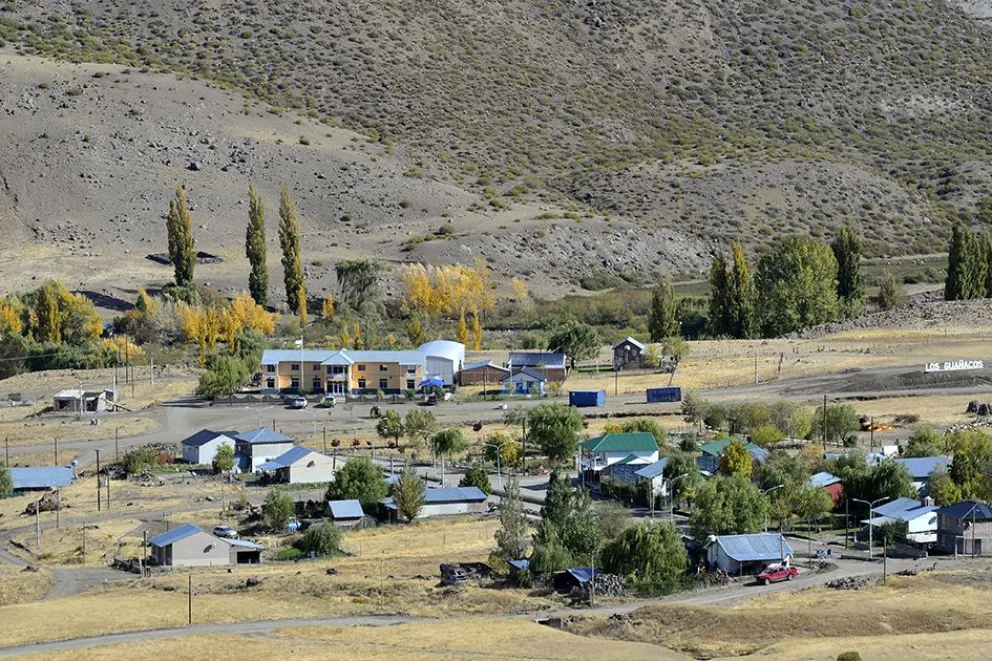 Los Guañacos tendrá gas natural y será sede del acto oficial por el Día de la Bandera Los Guañacos tendrá gas natural y será sede del acto oficial por el Día de la Bandera