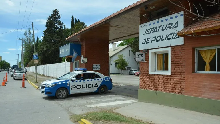 Ya se pueden tramitar certificados de antecedentes en comisarías del interior Ya se pueden tramitar certificados de antecedentes en comisarías del interior