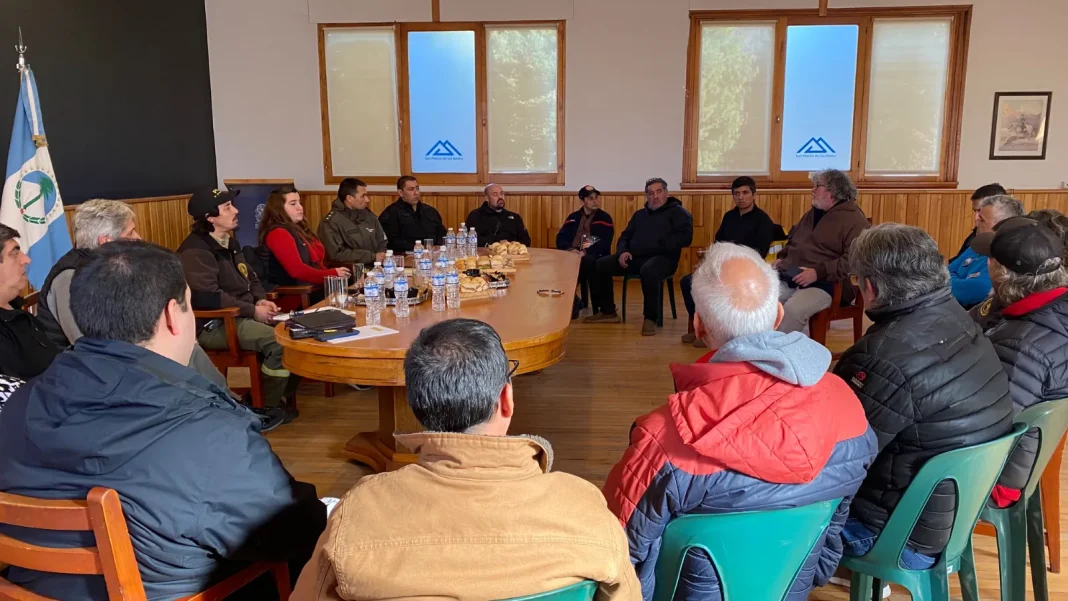 Encuentro entre el COEM y la prensa de San Martín de los Andes Encuentro entre el COEM y la prensa de San Martín de los Andes
