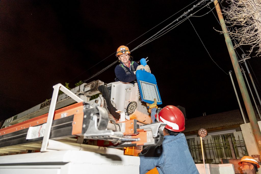 CALF y Vialidad trabajan en un convenio para mejorar el alumbrado de la Autovía Norte CALF y Vialidad trabajan en un convenio para mejorar el alumbrado de la Autovía Norte