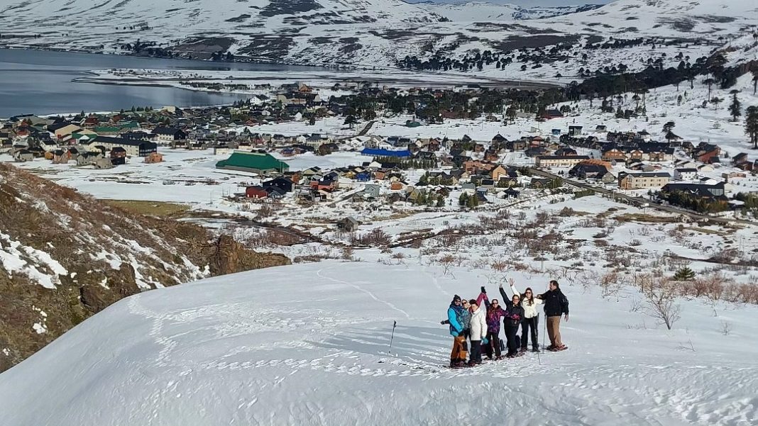 Travesía extrema en Copahue: dos días de aventura entre nieve, termas y montaña Travesía extrema en Copahue: dos días de aventura entre nieve, termas y montaña