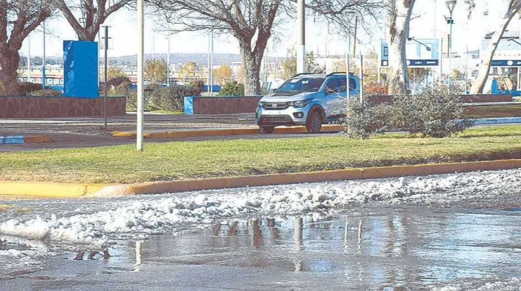 Frío extremo: Trelew rompió su récord y Neuquén fue una de las ciudades más heladas Frío extremo: Trelew rompió su récord y Neuquén fue una de las ciudades más heladas