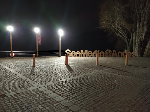San Martín de los Andes avanza hacia un alumbrado 100% LED San Martín de los Andes avanza hacia un alumbrado 100% LED