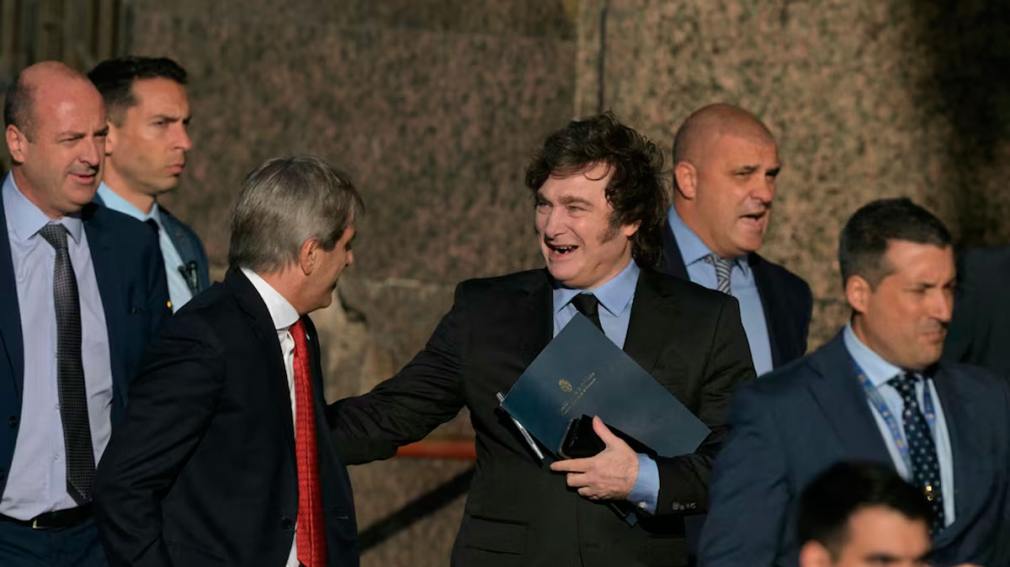 Tras el revés legislativo, Milei pone el foco en el respaldo ciudadano Tras el revés legislativo, Milei pone el foco en el respaldo ciudadano