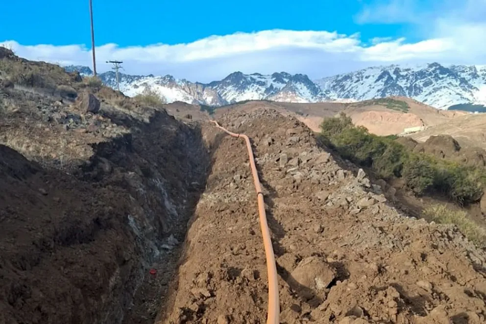Avanza la obra de gas que conectará a Las Ovejas antes de fin de año Avanza la obra de gas que conectará a Las Ovejas antes de fin de año