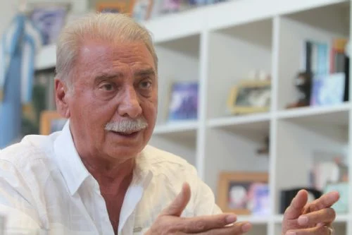 El exgobernador Jorge Sobisch fue evacuado durante un incendio en su vivienda El exgobernador Jorge Sobisch fue evacuado durante un incendio en su vivienda