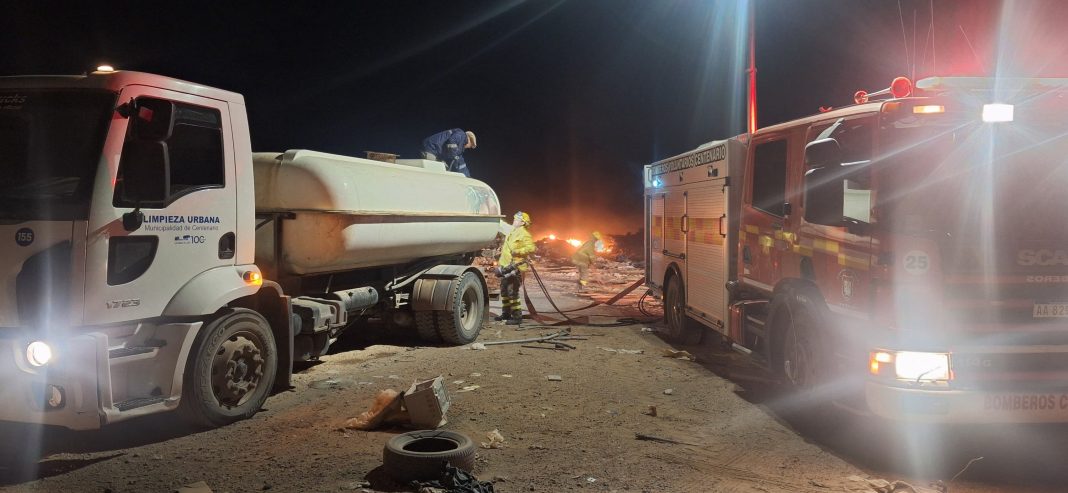Fin de semana con múltiples incendios en Centenario: denuncian origen intencional Fin de semana con múltiples incendios en Centenario: denuncian origen intencional