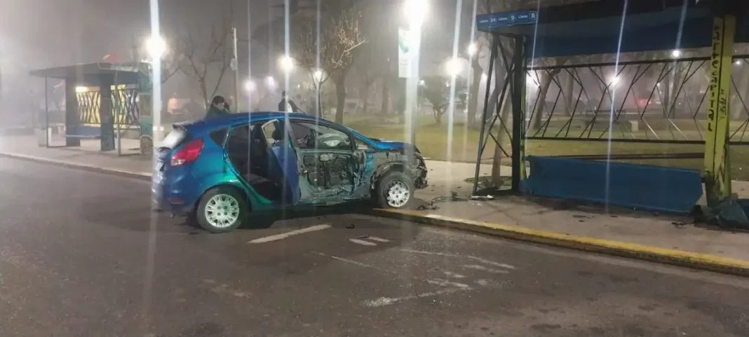 Imputaron al conductor borracho que se subió a la vereda y embistió a tres peatones Imputaron al conductor borracho que se subió a la vereda y embistió a tres peatones