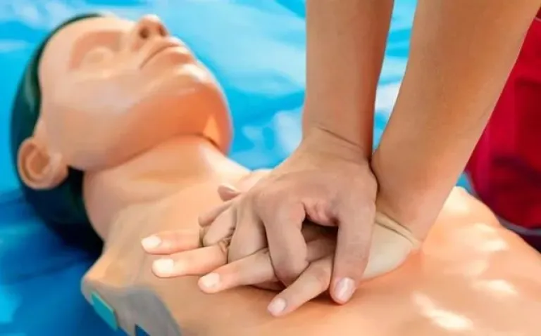 Cursos gratuitos de RCP en el Cine Teatro Español: inscripciones abiertas Cursos gratuitos de RCP en el Cine Teatro Español: inscripciones abiertas