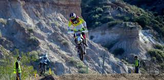 La Barda recibe la 6ª fecha del Campeonato Sur de Motocross La Barda recibe la 6ª fecha del Campeonato Sur de Motocross