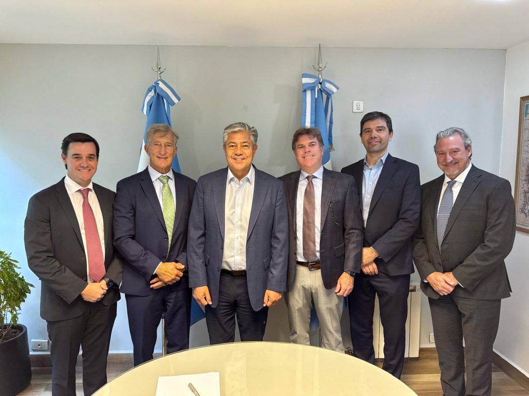 Figueroa se reunió con Brigham Exploration por inversiones en Vaca Muerta