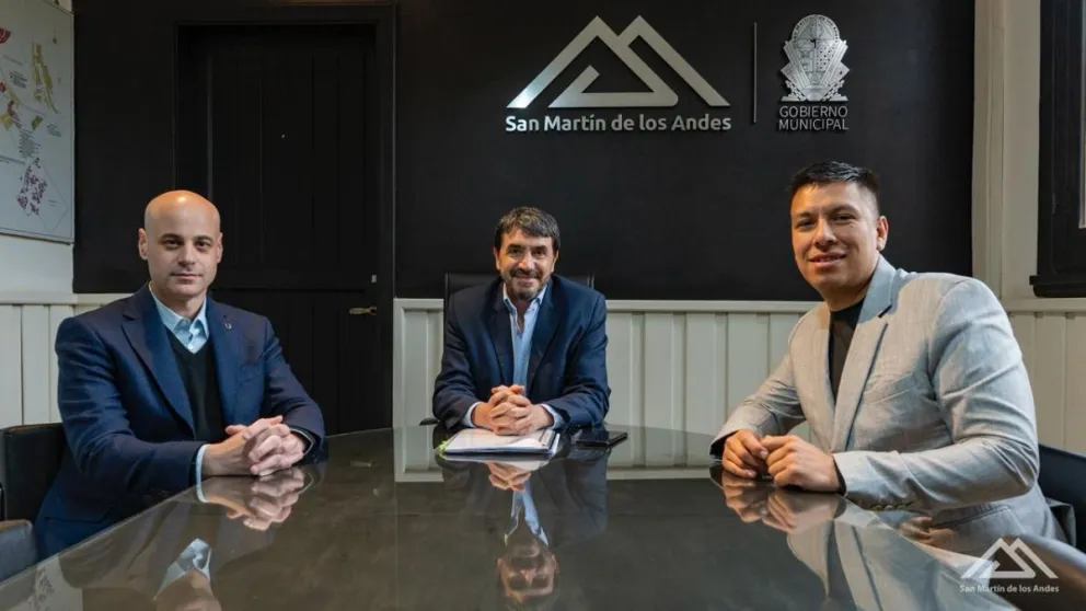 Saloniti oficializó nuevos cargos en el área de Gobierno municipal