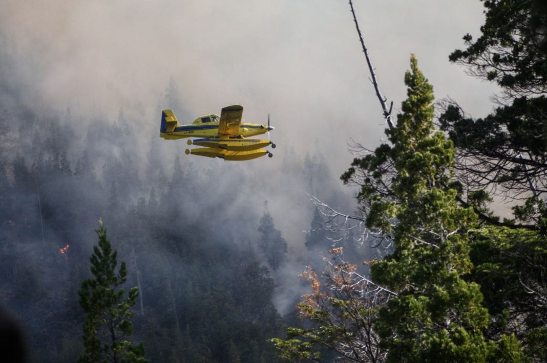 Licitan aeronaves para combatir incendios forestales Licitan aeronaves para combatir incendios forestales