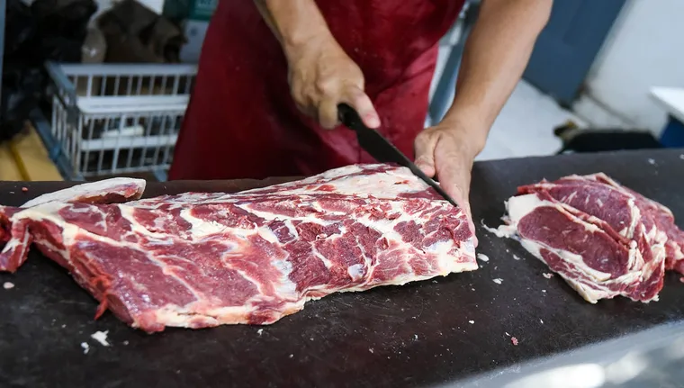 La carne se encareció 10% y anticipan aumentos en diciembre