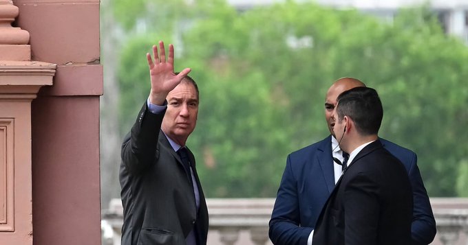 Santilli llega a Neuquén en busca de acuerdos por el Presupuesto 2026 Santilli llega a Neuquén en busca de acuerdos por el Presupuesto 2026