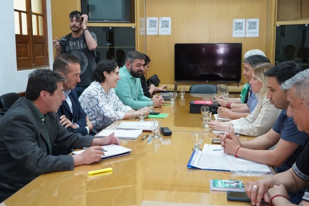 Reunión clave con ATE cerró la ronda paritaria Reunión clave con ATE cerró la ronda paritaria