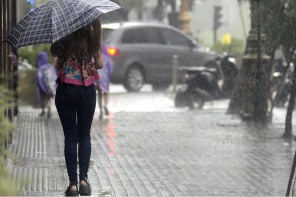 El SMN anticipa lluvias intensas y viento en la provincia El SMN anticipa lluvias intensas y viento en la provincia