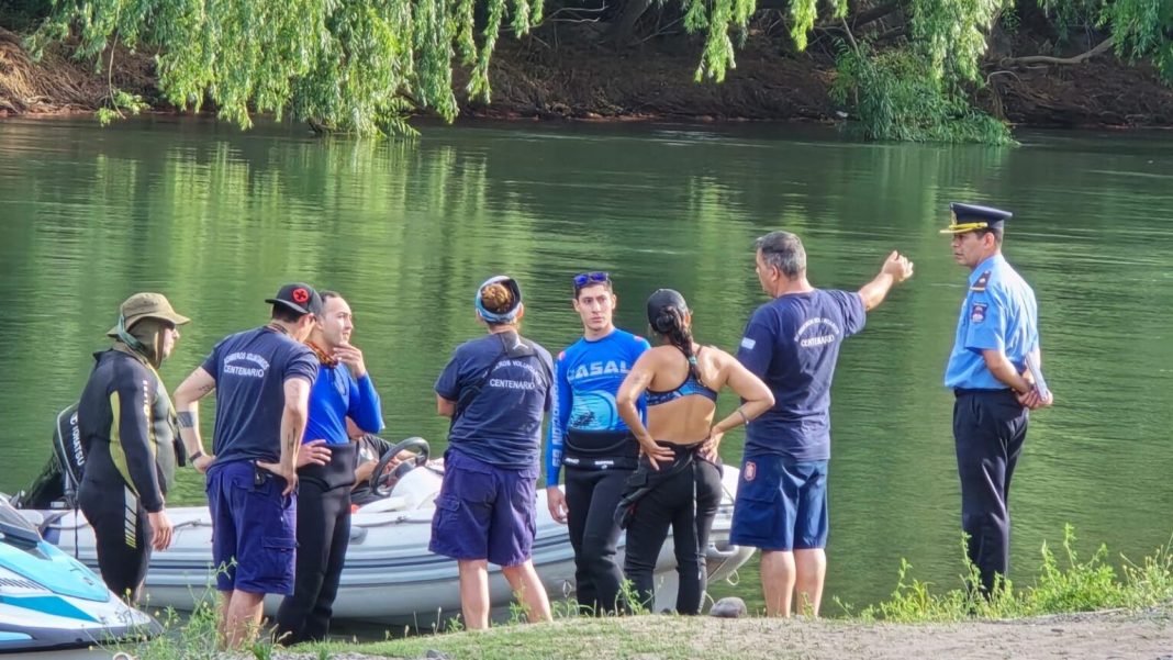 Confirmaron la muerte del adolescente buscado en el río Confirmaron la muerte del adolescente buscado en el río
