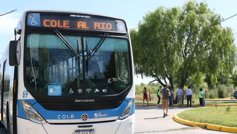 Cole al Río para la temporada de verano Cole al Río para la temporada de verano