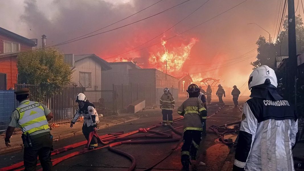 Neuquén envía brigadistas a combatir incendios en Chile Neuquén envía brigadistas a combatir incendios en Chile
