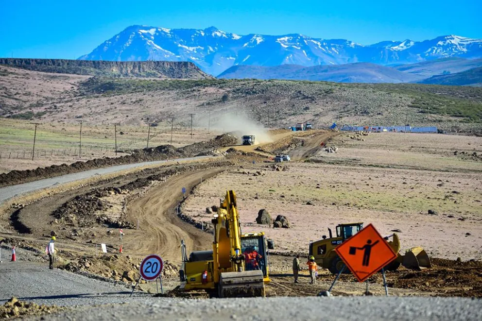 Plan de Conectividad Vial en Neuquén: Reactivan obras en rutas clave de la provincia Plan de Conectividad Vial en Neuquén: Reactivan obras en rutas clave de la provincia