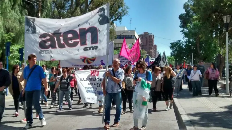 ATEN y ATE Neuquén se suman al paro nacional y convocan a marchas