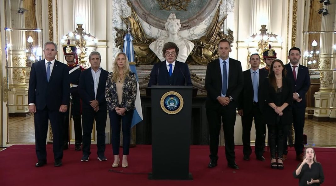 Fallo por YPF: Milei celebró la decisión de la Cámara Fallo por YPF: Milei celebró la decisión de la Cámara