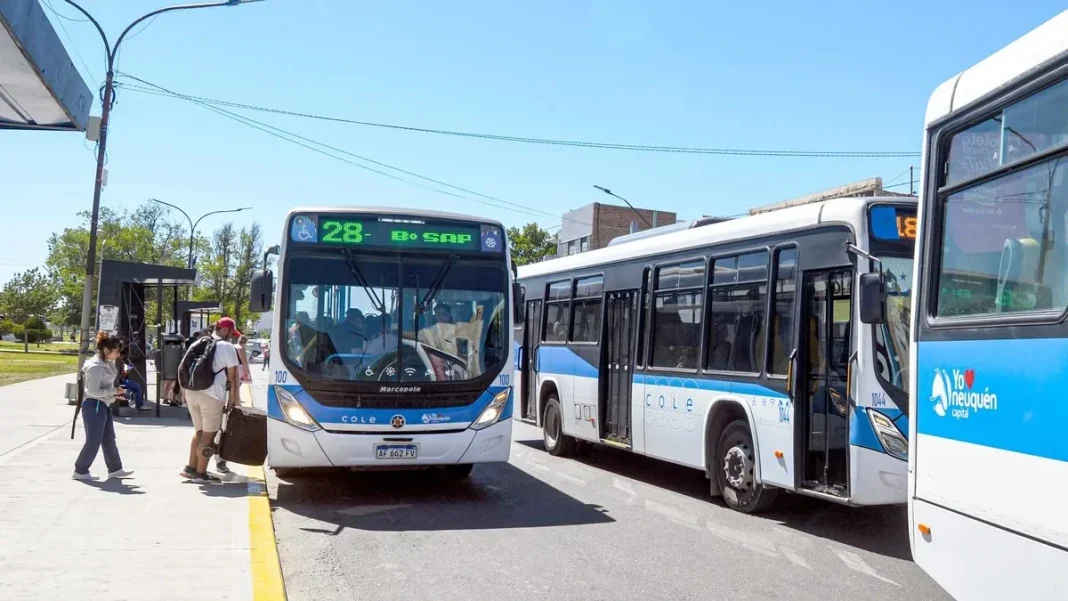 Desvíos en colectivos por obras en Avenida Mosconi Desvíos en colectivos por obras en Avenida Mosconi