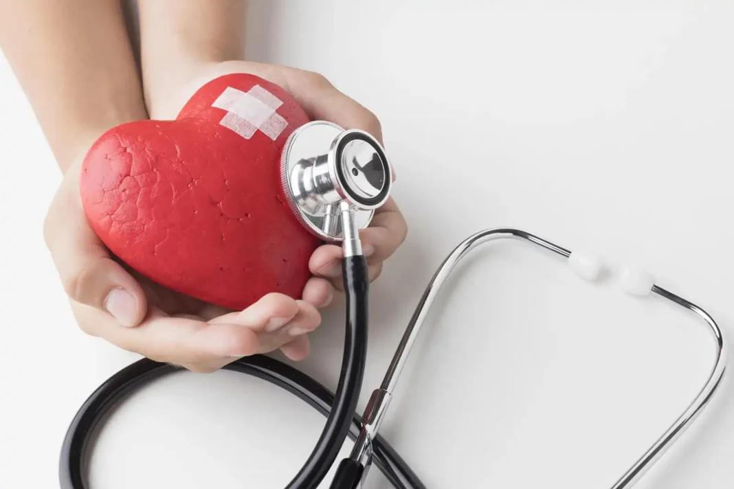 Riesgos cardiovasculares en partidos: cómo cuidar tu corazón frente a la pantalla Riesgos cardiovasculares en partidos: cómo cuidar tu corazón frente a la pantalla