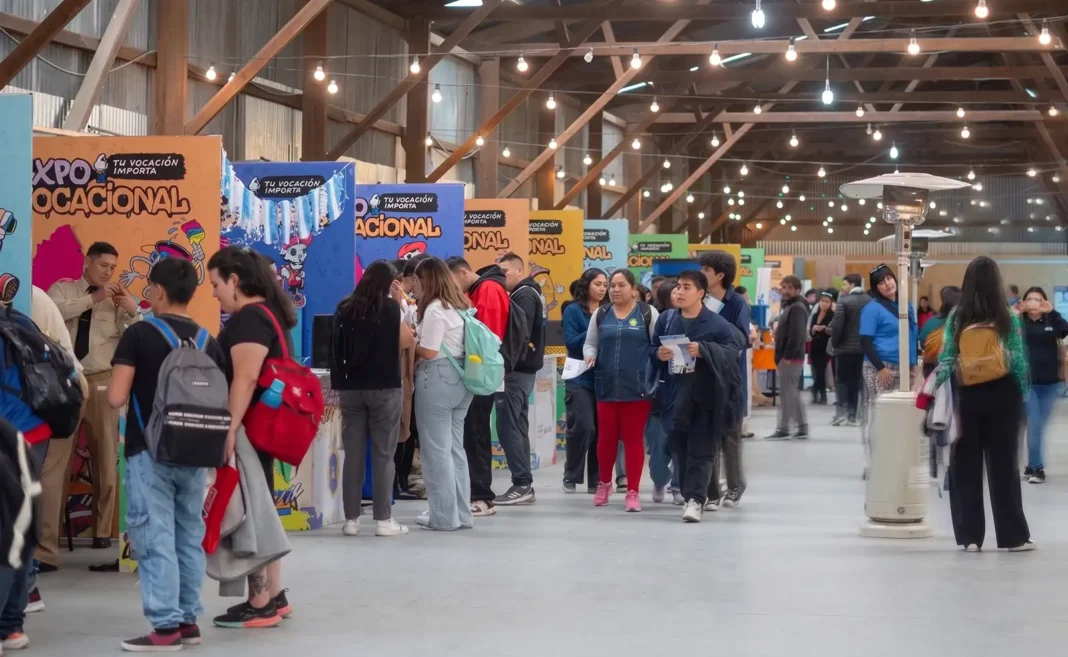 Expo Vocacional en Neuquén: una experiencia interactiva para definir el futuro Expo Vocacional en Neuquén: una experiencia interactiva para definir el futuro
