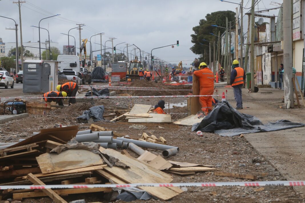A ritmo acelerado: la transformación de la Gran Avenida avanza con múltiples frentes y las primeras cuadras estarán listas en octubre A ritmo acelerado: la transformación de la Gran Avenida avanza con múltiples frentes y las primeras cuadras estarán listas en octubre